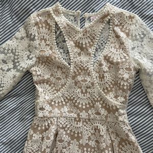 Lace romper long sleeve size small